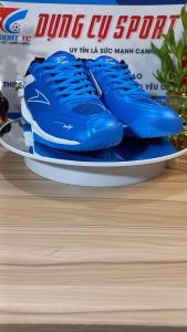 Giày cầu lông giao hỏa tốc bám sân bền đẹp Mira Matrix mẫu mới 12.2023 tặng tất dệt kim Akka cao cấp - Dungcusport