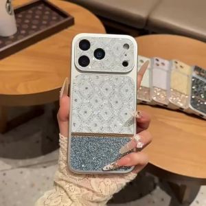 Vỏ Bảo Vệ Tản Nhiệt Phóng Đại Hình Ảnh Bóng Bẩy Sang Trọng
