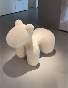 V Home เก้าอี้สตูลทรงม้า สตูลโซฟาสุดสร้างสรรค์ สำหรับตกแต่งและใช้งานในห้องนั่งเล่น