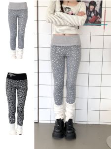 กางเกงขายาวทรงเข้ารูปพิมพ์ลายดาวฤดูหนาวสำหรับผู้หญิง ทรงเข้ารูป เอวสูง ความหนาปกติ ผ้าผสมคอตตอน โพลีเอสเตอร์ ยืดหยุ่นได้ดี