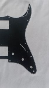 Pickguard Pelindung Body Gitar Stratocaster H-H 3 Ply Black