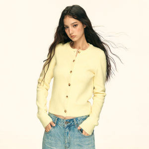 Aaisup | Áo Cardigan Knit Mềm Màu Xanh Lá Đậu Dáng Xòe