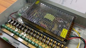 Trafo Adaftor Power Supply 12V: Aksesori dan Jaringan