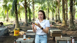 Viên tinh nghệ Sữa Ong Chúa The Golden Bee 250g - Hỗ trợ đau bao tử dạ dày + làm dẹp