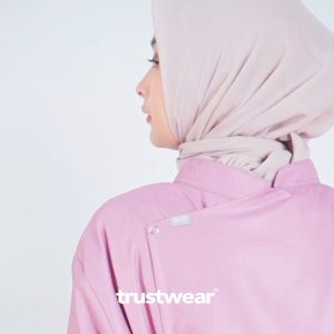 TRUSTWEAR - Ellie Surgical Gown / Gaun Operasi / Gaun APD Dokter