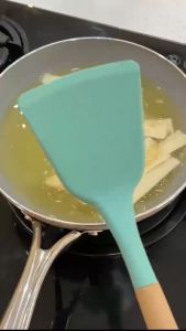 Spatula Silicon / Utensile Turner / Sutil Silikon Tahan Panas / DAIMURA STORE