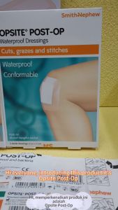 Smith & Nephew Opsite Post-Op Clear Adhensive Waterproof Dressings 66000713 66000712 Postop S&N 1 piece 施樂輝防水抗菌加墊片狀敷料