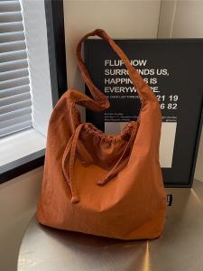 Japanese Style Canvas Tote Bag Women Casual Student Class Commuting Underarm Bag Versatile Large Capacity Single Shoulder Bag