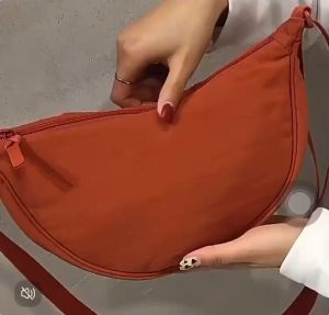 Womens cross body bag with cotton zipper pocket Interior pocket Nylon dumpling bag Small cloth