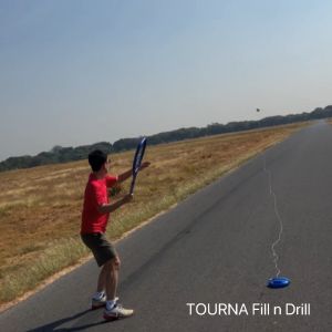 TOURNA FILL n DRILL Tennis Trainers - ลูกเทนนิสพร้อมฐานถ่วงใส่น้ำ สีฟ้า สำหรับฝึกซ้อม ฝึกหัด 1 ชุด