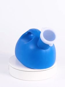 【Ready Stock】2000ml Elderly Portable Outdoor Travel Pee Toilet Tools Urinal Container With Lid Car Use Urine Bottle Urinal Funnel for Men(Blue)