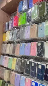 Mini Caseกำมะหยี่ สีพื้นโลโก้ สำหรับรุ่นไอโฟน 11 Pro  พร้อมส่งจากไทย