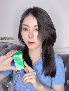 [MALAYSIA READY STOCK] 40g Green Tea Eggplant Purifying Clay Mask Stick Oil Control Anti-Acne