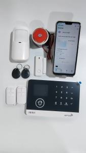 NEW 2G WiFi GSM Wireless Alarm System House Office Apartment Security Protection Set PIR Sensor Works with Tuya Smart Life Alexa