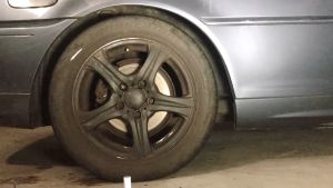 SAKURA PEN TOUCH ปากกามาร์คเกอร์ ปากกาเขียนเหล็ก ปากกาเขียนยาง สีขาว จํานวน 2 ด้าม 1.0 mm