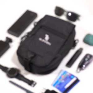 ELEVEN TAS SELEMPANG CYBER TRAVEL POUCH