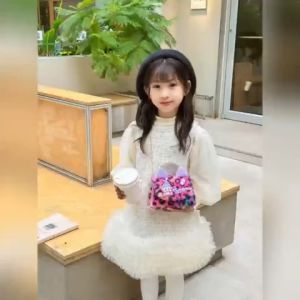 Túi quai ngọc cho bé hình labubu siêu dễ thương túi xinh cho bé mẫu mới hình labubu