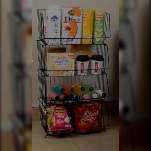 ชั้นวางรถเข็น รูปแบบ 2/3/4/5 ชั้น พร้อมล้อเลื่อน ชั้นเก็บผักผลไม้ ชั้นวางผักผลไม้ ชั้นวางของ เป็นชั้นวางที่มีความหมายในห้องครัว สำหรับการจัดเก็บเก็บผักผลไม้ สร้างความสะดวก รูปลักษณ์ที่สวยงาม สำหรับสายต่อผู้ที่มีเครื่องง่าย รายละเอียดสิน