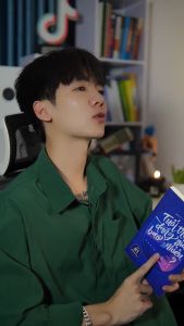 Sách - Tuổi Trẻ Đáng Giá Bao Nhiêu - Nhã Nam