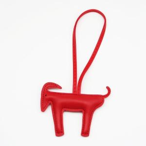 New 2027 Year Of The Sheep PU Leather Goat Bag Hanging Pendant Cute Design For Decorating Handbags Backpacks Keyrings