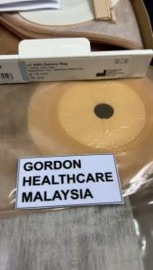 COLOPLAST CP 1902 LC2000 Ostomy Bag 康乐保CP1902 LC 2000 造口袋 15-60mm Stominal Open Post Operation 口开后手术1件 1-piece