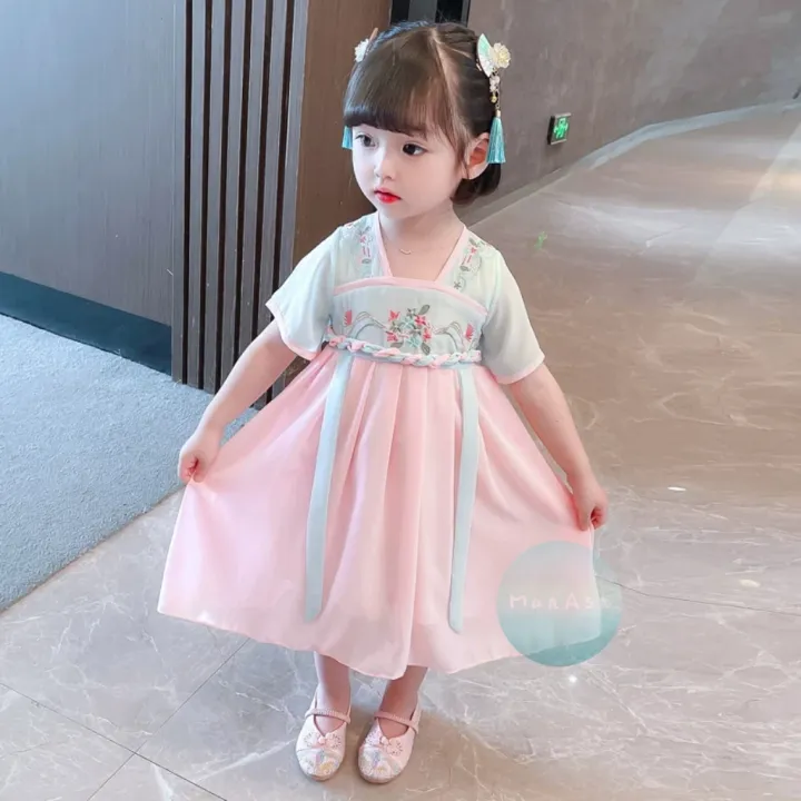 Traditional%20Chinese%20Hanfu%20kids%20costume%20dress%20with%20free%20tattoo%20bag%20hair%20clips%20for%20Chinese%20New%20Year%20and%20dinner%20party%20event%20-%20Image%204