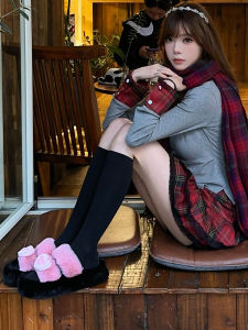 OKBOOMER PinkyPom Fall 2025 Plush Slippers Womens Outdoor Wearable Fur Slippers Comfortable Casual Low Heel Flat Bottom