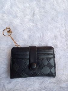 dompet kecil lipat dua kartu motif