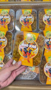Nho Khô Chua Ngọt Tân Lộc Phát Chua Ngọt Không Đường Hộp 500g [HỘP TẾT]