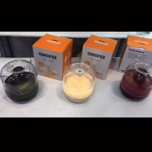 เครื่องพ่นอโรม่า 700ml ฟอกอากาศ ไร้สาย เพื่อน้ำมันหอมระเหย การผ่อนความชื้น ไม่ต้องเจริญ มีโคมไฟ