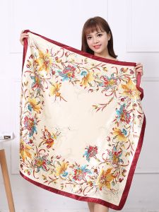 ผ้าพันคอไหม ผ้าไหม ผ้าซาติน ผ้าพันคอไหมจำลอง ผ้าพันคอผ้าฝ้ายโพลีเอสเตอร์ ผ้าพันคอทรงสี่เหลี่ยมจัตุรัส ผ้าพันคอผู้หญิง