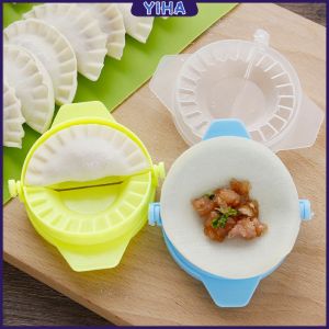 Yiha ทำเกี๊ยวซ่า พลาสติก สินค้า ส่งแบบคละสี อุปกรณ์ทำเกี๊ยว แม่พิมพ์ Dumpling making device
