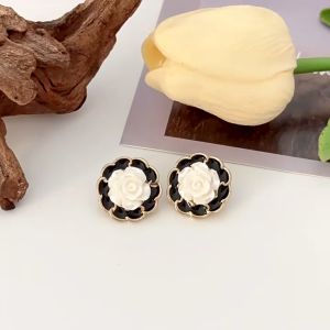 Vintage Camellia Earrings 925 Silver Needle Stud Earrings Female Fashion Earrings Elegant Earrings