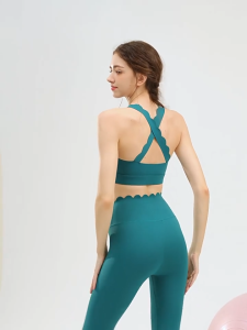 Bộ Đồ Tập Yoga 24105 Gợn Sóng Ép Nhiệt 2 Lớp Bền Siêu Đẹp Dây Chéo Lưng Có Mút Lót Rời