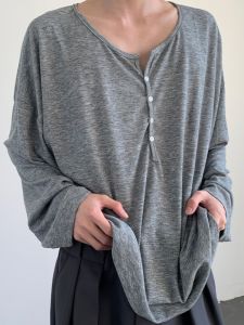 Clavicle Breasted Big Neckline Lazy Style Long Sleeve T-Shirt Mens Loose Thin Elegant Drape Inner Bottoming Shirt Tops