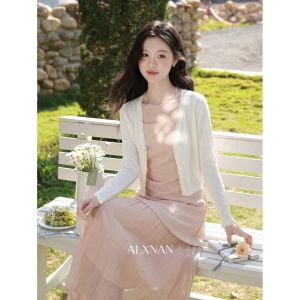 Đầm Hè Ngọt Ngào và Thanh Lịch Màu Đào
