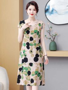 Váy Mùa Hè Bằng Lụa Cotton Cao Cấp 2025 Cho Phụ Nữ Trung Niên Váy Ngủ Bằng Cotton Nhân Tạo Váy Ngắn Chữ A Cổ Chữ V Thường Ngày
