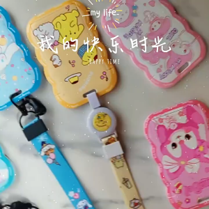 (nhiều mẫu) Dây Đeo Thẻ Hello Kitty Viền Sóng – Bao Đựng Thẻ Hoạt Hình Dễ Thương Mới Nhất 2026