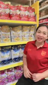 FAMONY ฟาโมนี่ กลิ่นSweet Blossom สีชมพู ปรับผ้านุ่มเข้มข้นพิเศษ ขนาด 1300 มล.