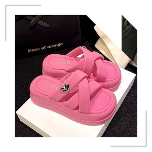 LKfashion แฟชั่นใหม่ รองเท้าแตะแฟชั่น ดีไซน์สวย มีให้เลือก 3 สี แมทช์ง่ายใส่เที่ยว ใส่ออกงาน คือได้หมด ครบจบในคู่เดียว สาวๆต้องห้ามพลาด