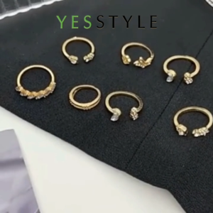 Yesstyle [9 PCS] Set Cincin Titanium Permata Zircon Imitasi Cincin Tunangan Pernikahan Wanita