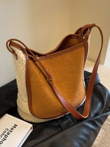 Autumn Winter Large Capacity Lamb Fur Tote Bag Womens Crossbody Shoulder Bag Stylish Soft PU Leather Magnetic Buckle Closure