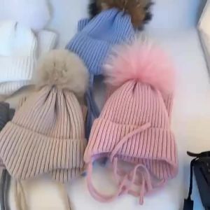 Boys Girls Winter Ear-cover Hats Scarf Set Kids Winter Outing Knit Hat with Pom-pom Baby Children Windproof Warm Scarf Casual