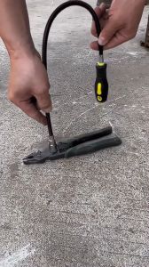 Alat Magnetic Pick Up Tool LED Gagang Obeng Anti Slip Flexible Telescopic Tool - ObengMagnetLED-6658