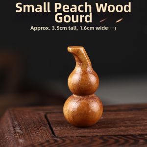 YICHENGXUAN | Peach Wood Handcrafted Gourd Pendant