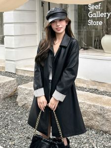 YINLUOYA | เสื้อแจ็คเก็ตหนัง PU ทรงหลวมสำหรับผู้หญิง ฤดูใบไม้ร่วง 2025 เสื้อคลุมกันลมยาวปานกลาง ทรงหลวม ทรงลำลอง กระเป๋า แขนยาว ปกโปโล