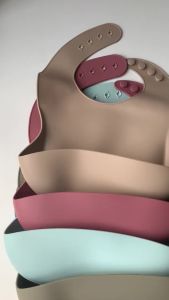 BEVAVAR 3 in 1 alat makan anak bayi silikon dengan sendok/feeding silicone slabber bib/slabber bayi anak