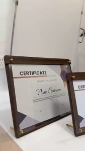 A4/A5 Walnut Acrylic L Shaped Frame Display Stand / Pictures Frame Display Stand With Metal Stand