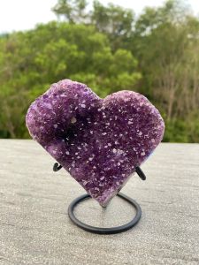 Brazil 🇧🇷 Amethyst Heart with Metal Stand *High Grade* |Collectibles|