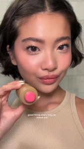 Rhode Pocket Blush สติ๊ก บลัชเชอร์ เดอะ เนเชอรัล ฟลัช สติ๊ก ชีค สกิน บลัช 5.3 กรัม